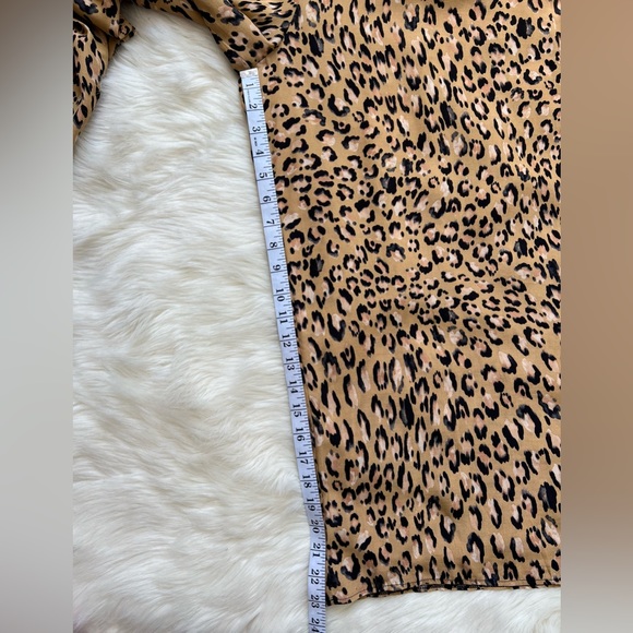 🆕ASOS DESIGN wrap tie jumpsuit 100% VISCOSE in leopard print size 8 - Picture 6 of 10